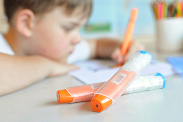 Recognizing and Responding to Anaphylactic Food Reactions