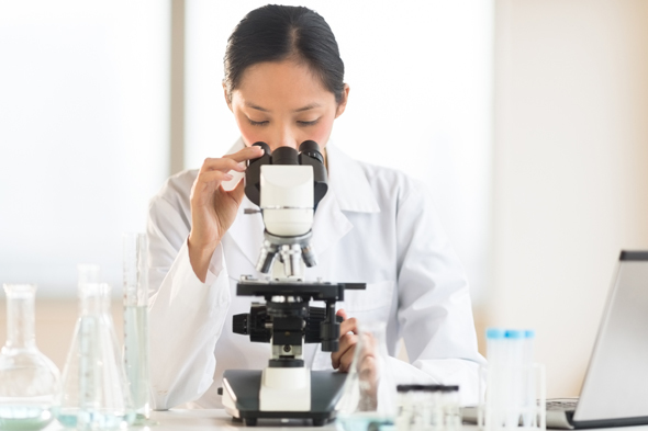 Treatment Considerations for Patients With an Initial Diagnosis of Mantle Cell Lymphoma